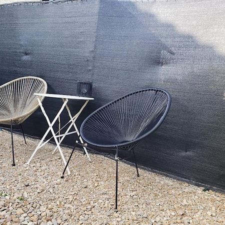 Bulles Etoilees Appartement Avec Jacuzzi Prive Montrevel-en-Bresse Eksteriør billede