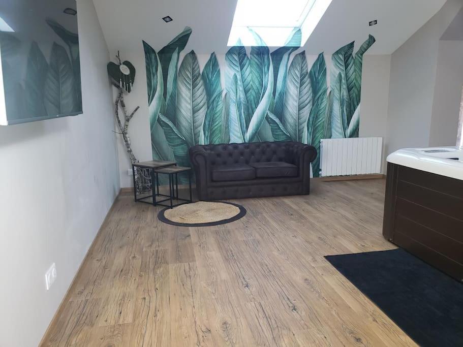 Bulles Etoilees Appartement Avec Jacuzzi Prive Montrevel-en-Bresse Eksteriør billede